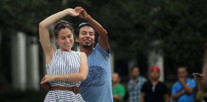 Pareja hispana-Imagen de Archivo